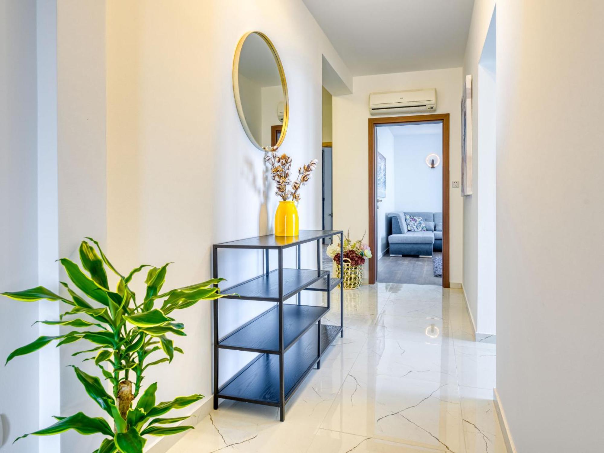Apartment Laurus-1 By Interhome 로브란 외부 사진